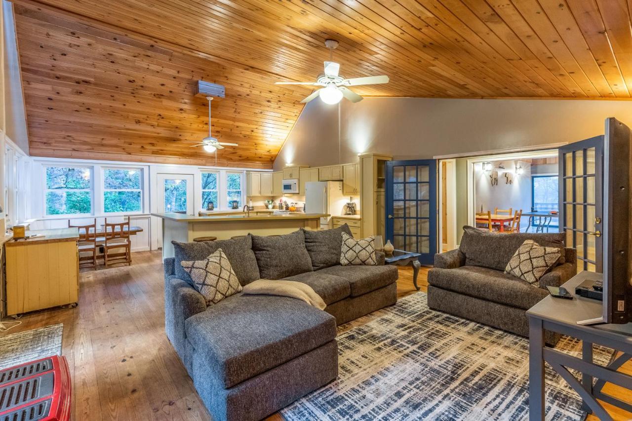 Mountain Top Tranquility Sylva Exterior photo